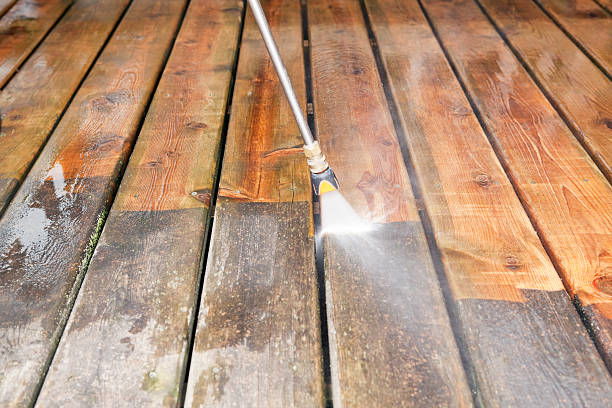 Best Restaurant Pressure Washing  in Lamont, CA